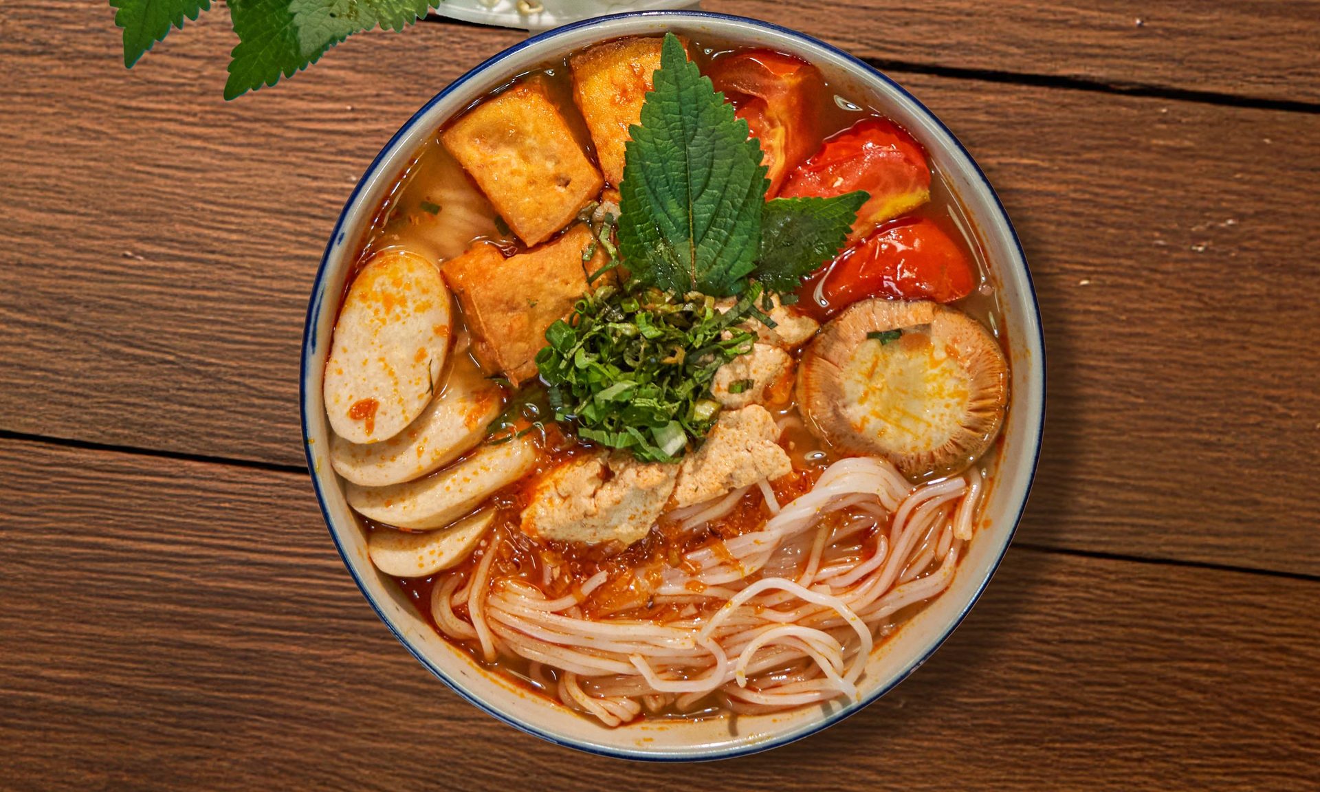 Bun Bo Hue vegan Berlin: Feurige Suppe
